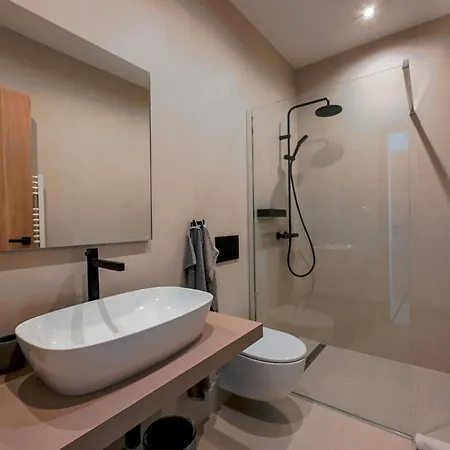 Vikendica Nice In With Heated Swimming Pool *
